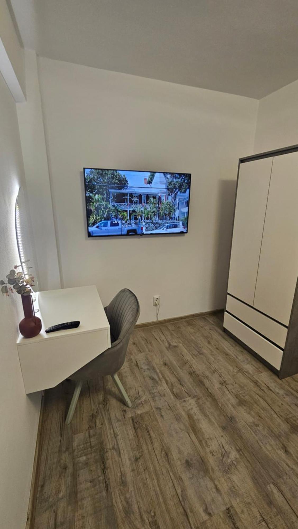 Central View Apartment Deva Extérieur photo